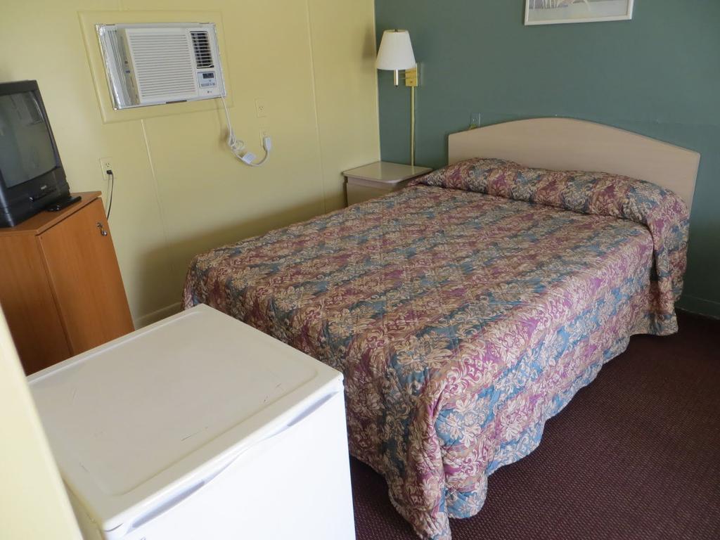 Travelers Inn Okeechobee Zimmer foto