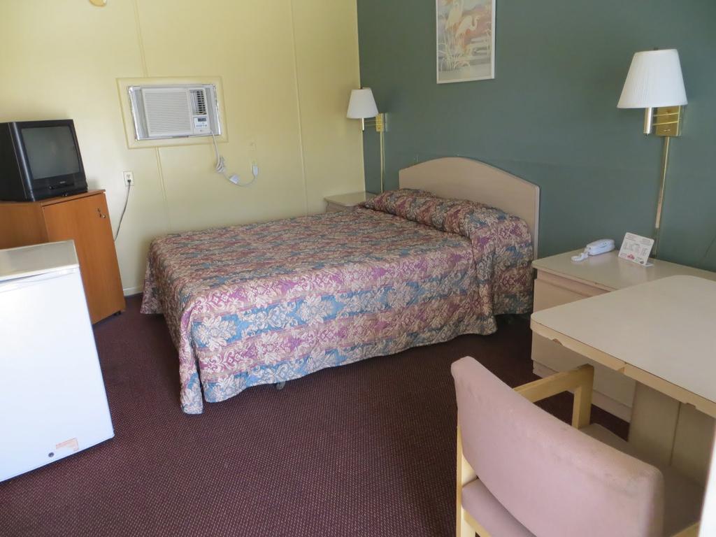 Travelers Inn Okeechobee Zimmer foto